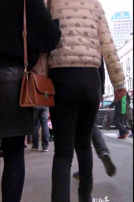 [街拍客视频]jx0633 街拍细长腿打底裤少妇